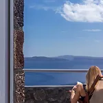 White Pearl * Oia