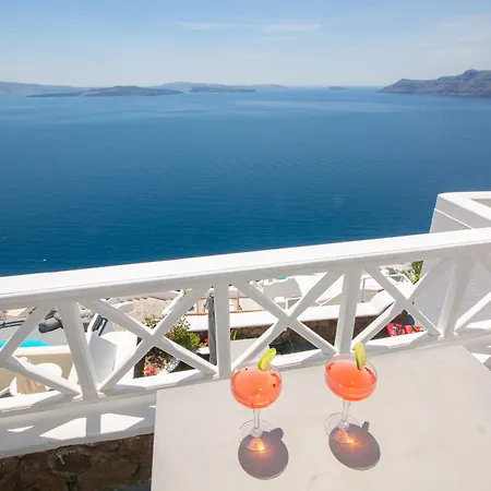 White Pearl Oia