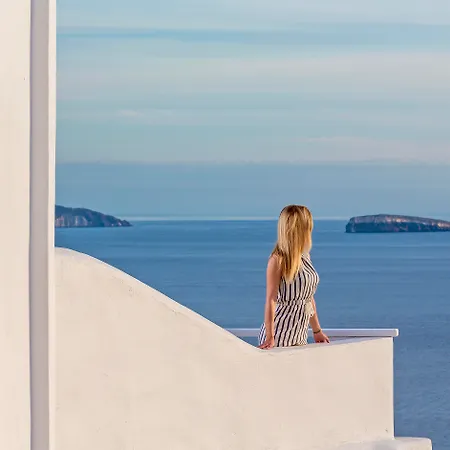White Pearl Villa Oia (Santorini)